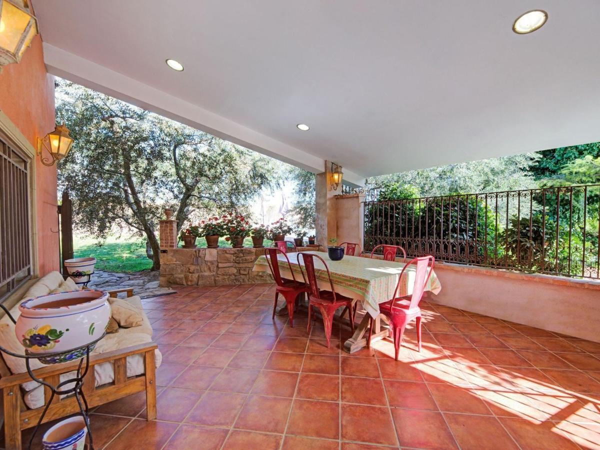 Lively Holiday Home In Fraga With Private Pool Kültér fotó