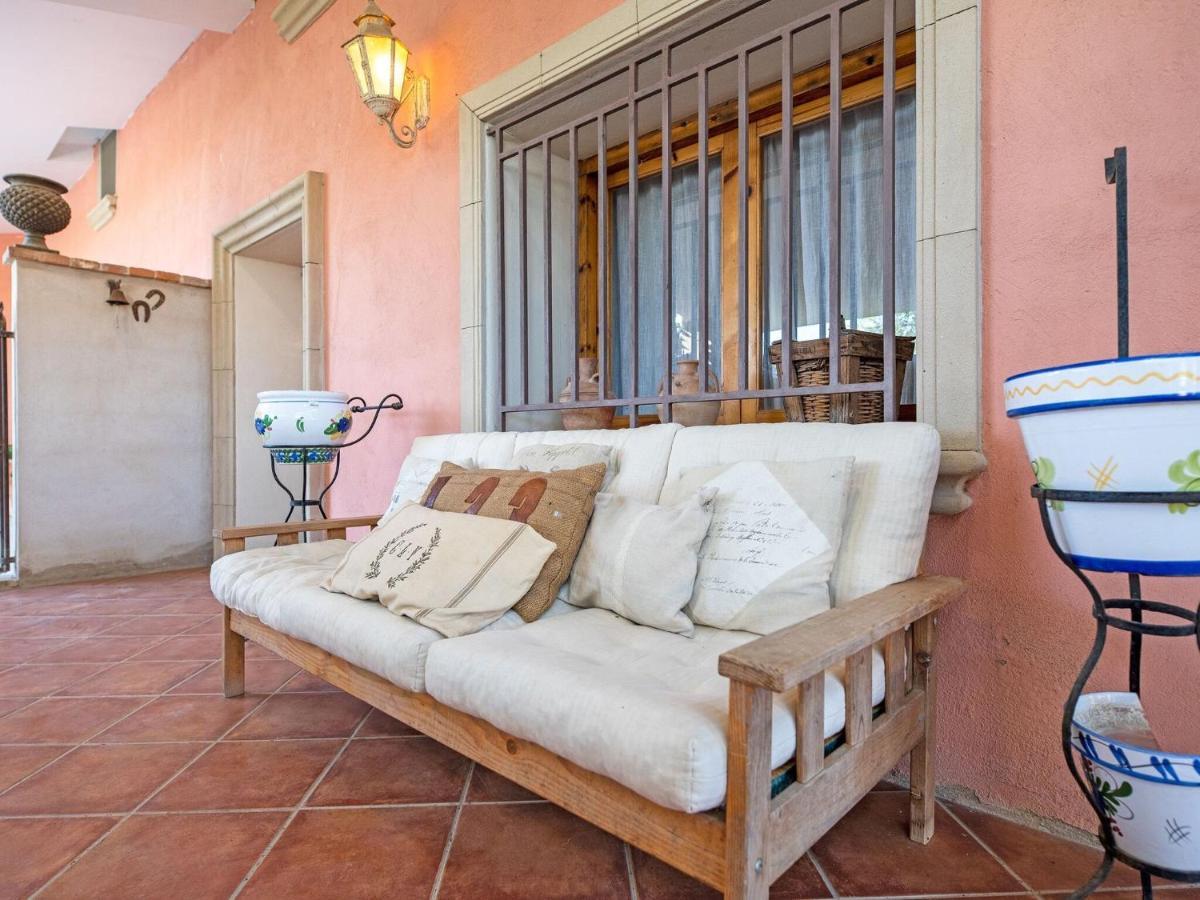 Lively Holiday Home In Fraga With Private Pool Kültér fotó